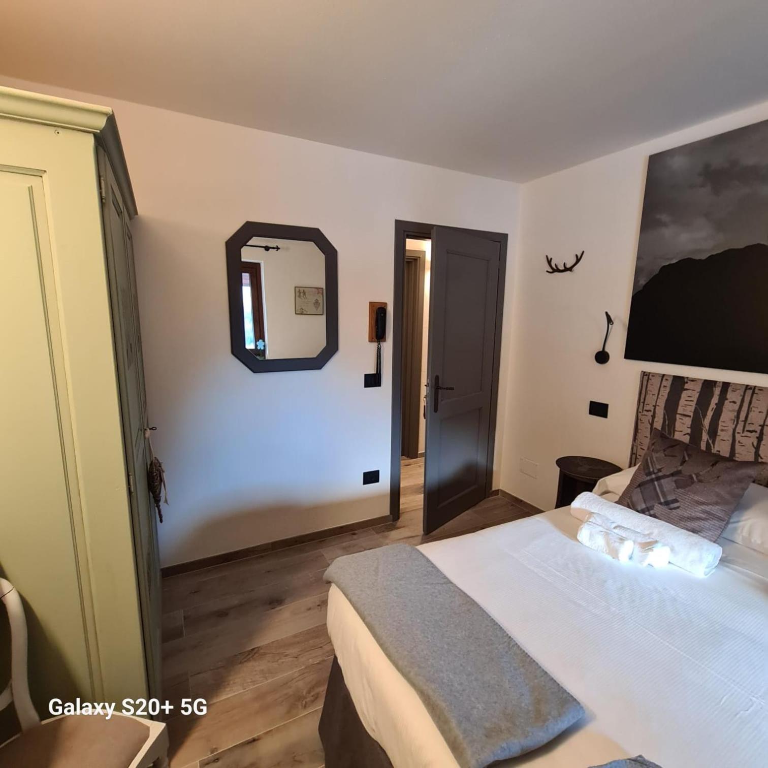Hotel Dente Del Gigante Courmayeur Eksteriør bilde
