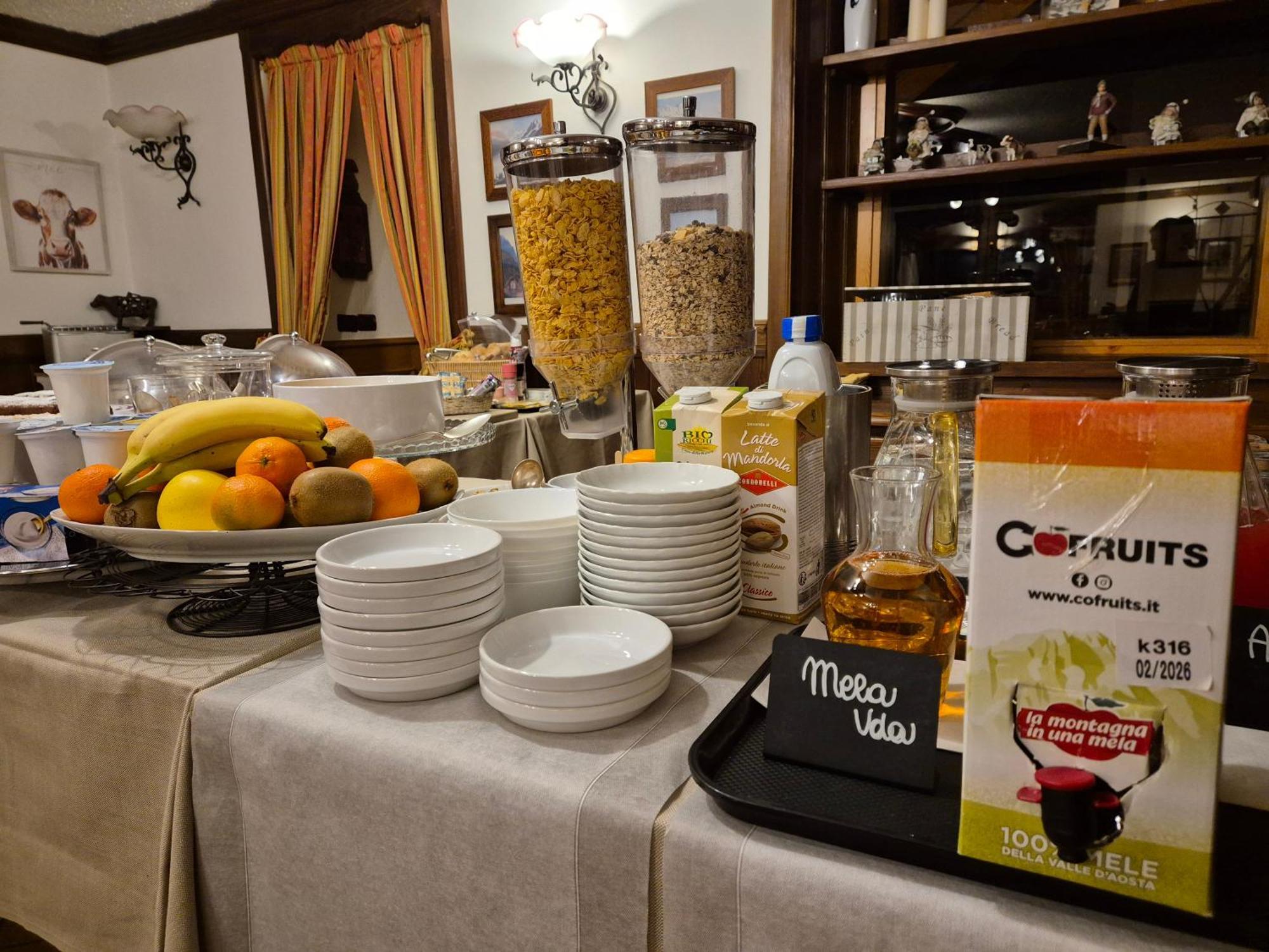 Hotel Dente Del Gigante Courmayeur Eksteriør bilde